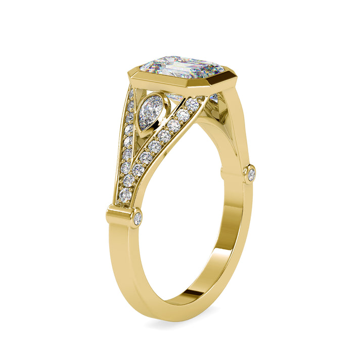 Aurora Split-Band Emerald Diamond Ring