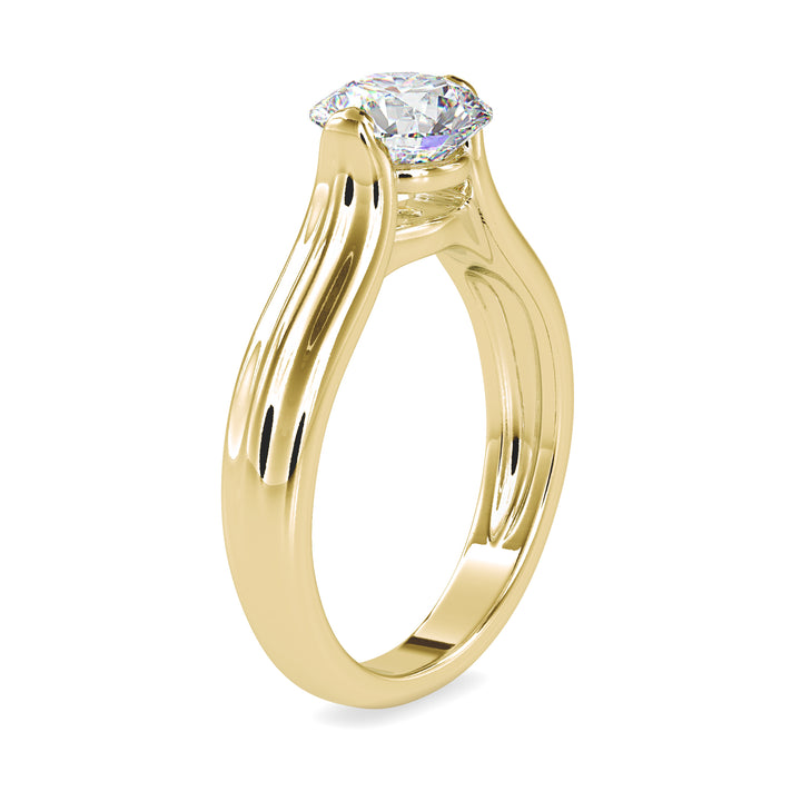 Sparkling Round Diamond Ring