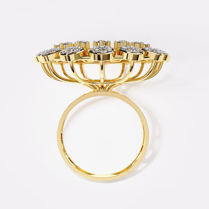 18k Gold Wide Cocktail Diamond Ring