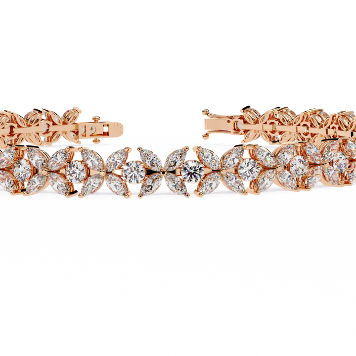 Blossom Brilliance – Diamond Bracelet in Petal-Inspired Setting