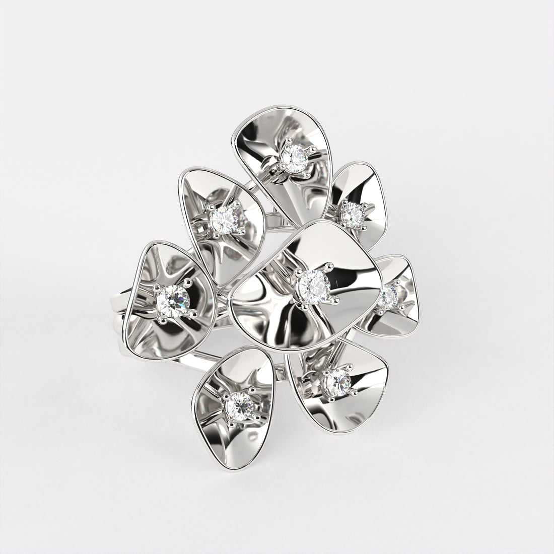 Charming Diamond Ring in 925 Silver