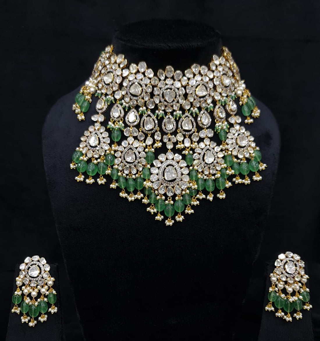 Heavy Lab-Grown Polki Bridal Choker Set with Emerald Green Beads & Pearls