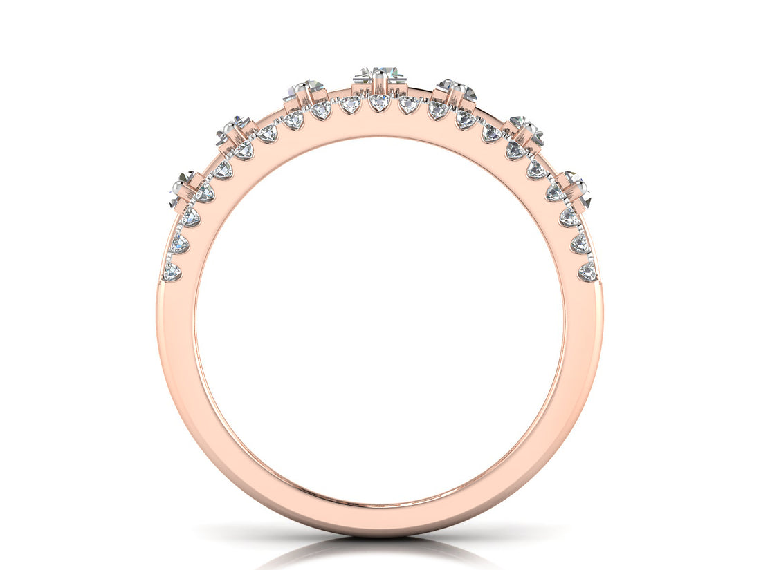 Understated Glamming Diamond Ring