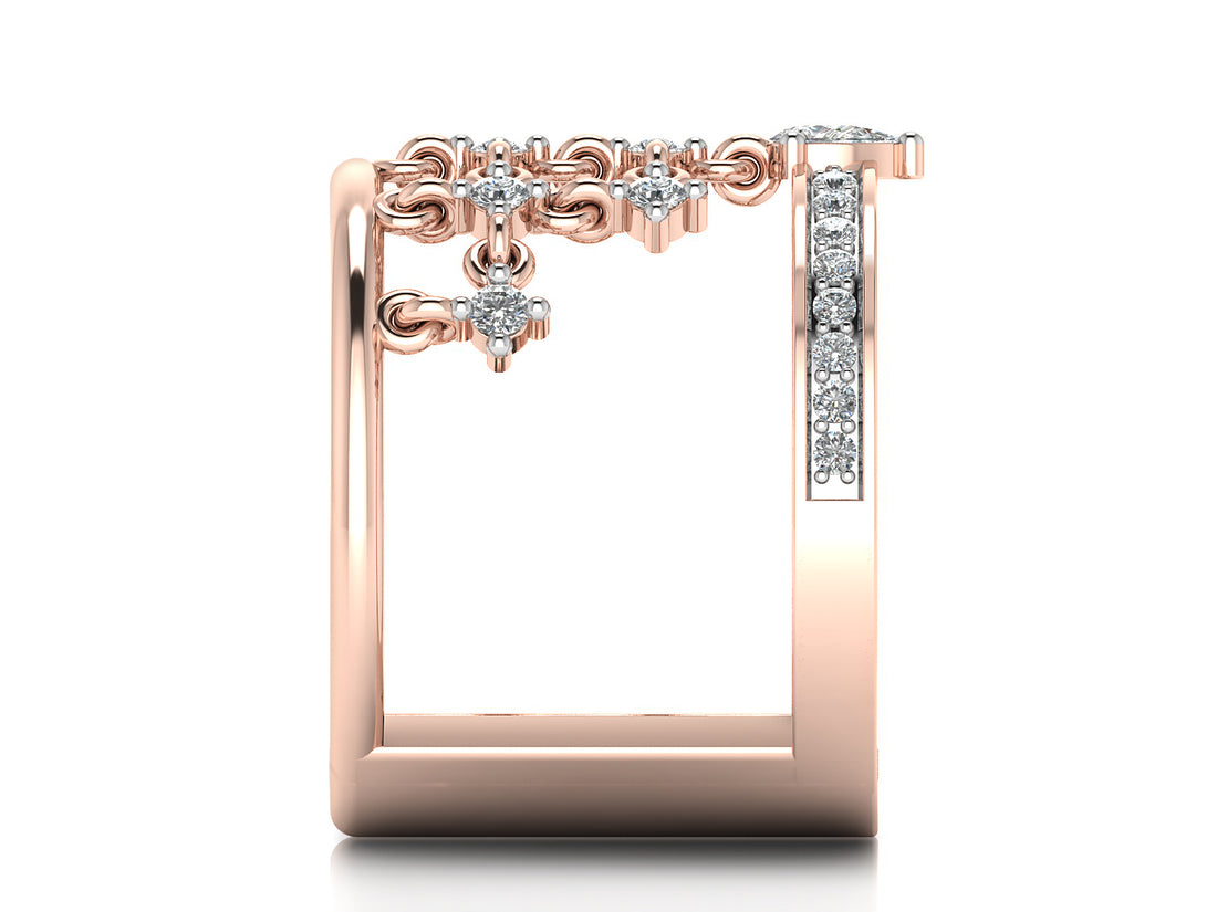 Artistic Diamond Band with Intricate Detailing
