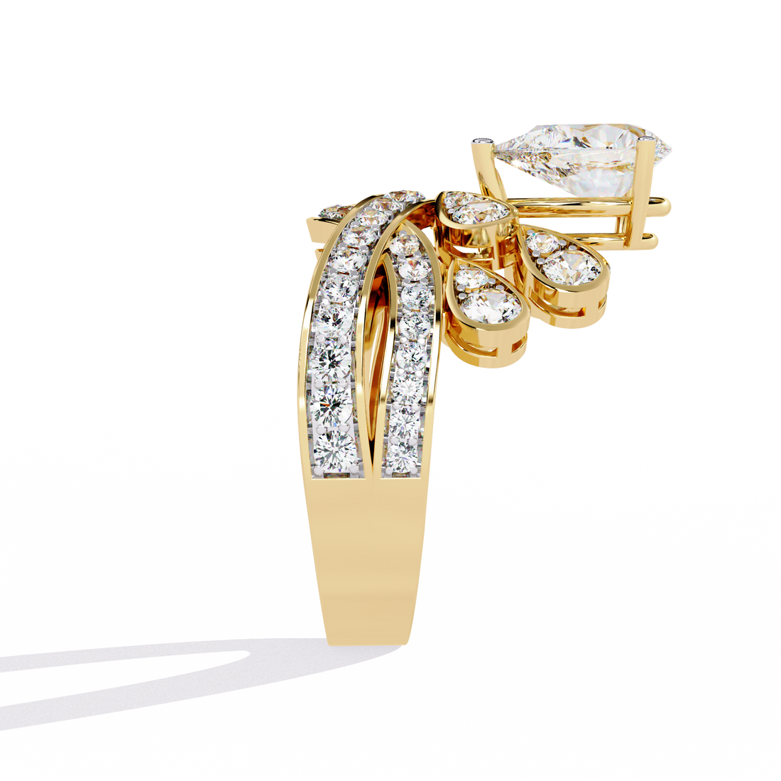 Queen’s Allure Diamond Ring