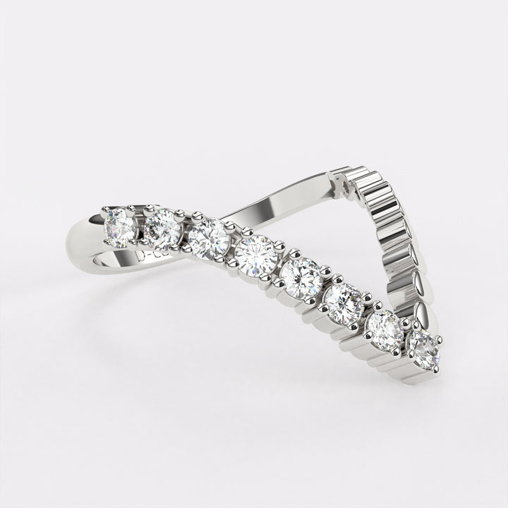 V shaped diamond ring in 925 Silver