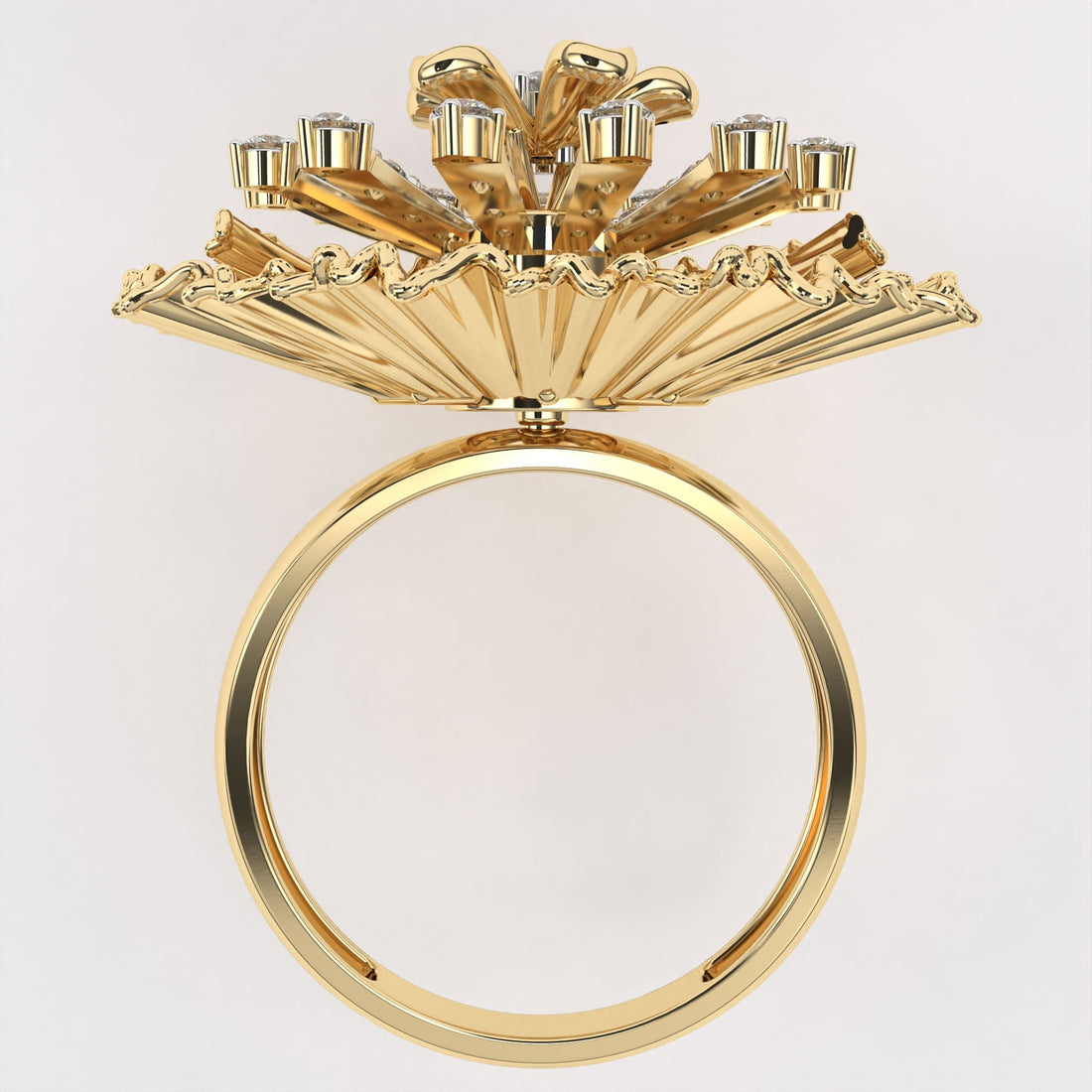 18k Brooch in Gold Diamond Ring