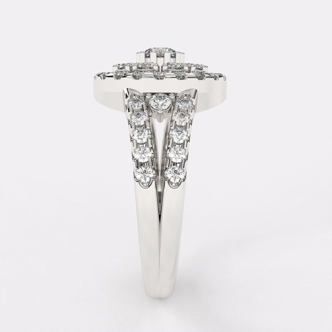 Twinkling Circle Diamond Ring